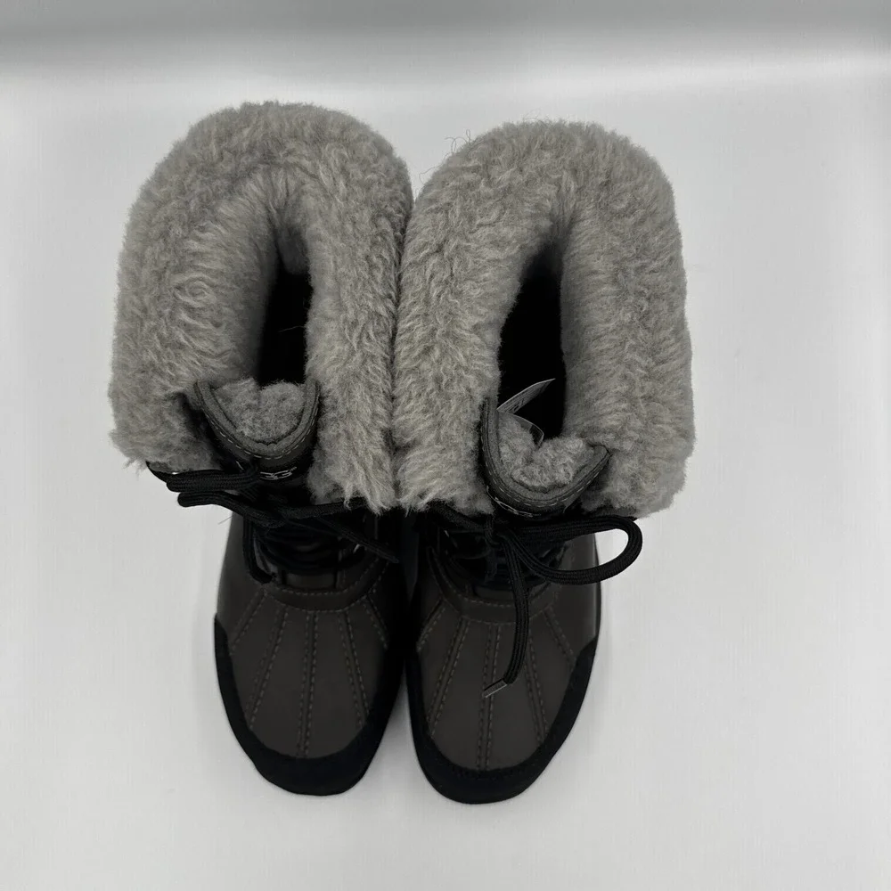 UGG Metal Butte Waterproof Winter Boots 7.5 w/ BOX